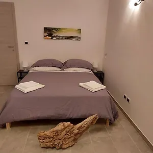 Casa F. Acquaviva (Montepulciano)